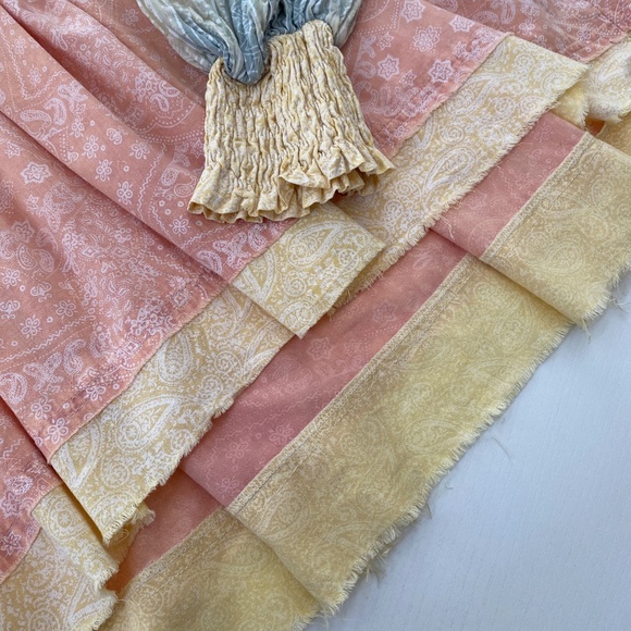 Oli & Hali Multicolor Blouse with Yellow Accents - Picture 7 of 15